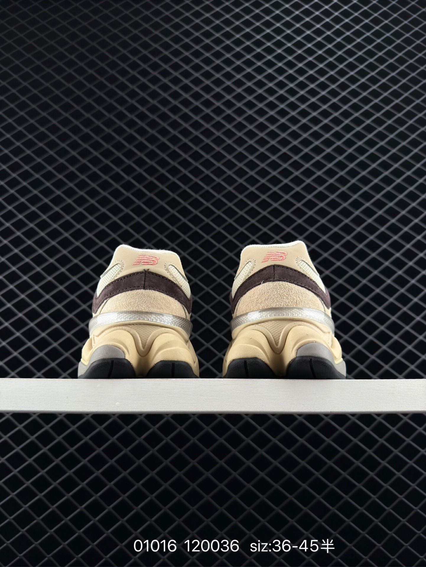 New Balance 9060”Triple Black“